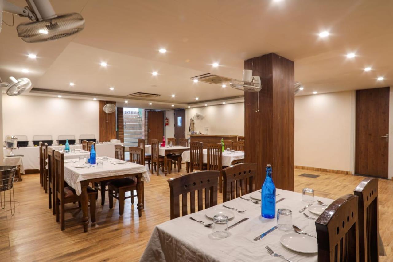 Vinsober Pride Inn Rishīkesh Esterno foto